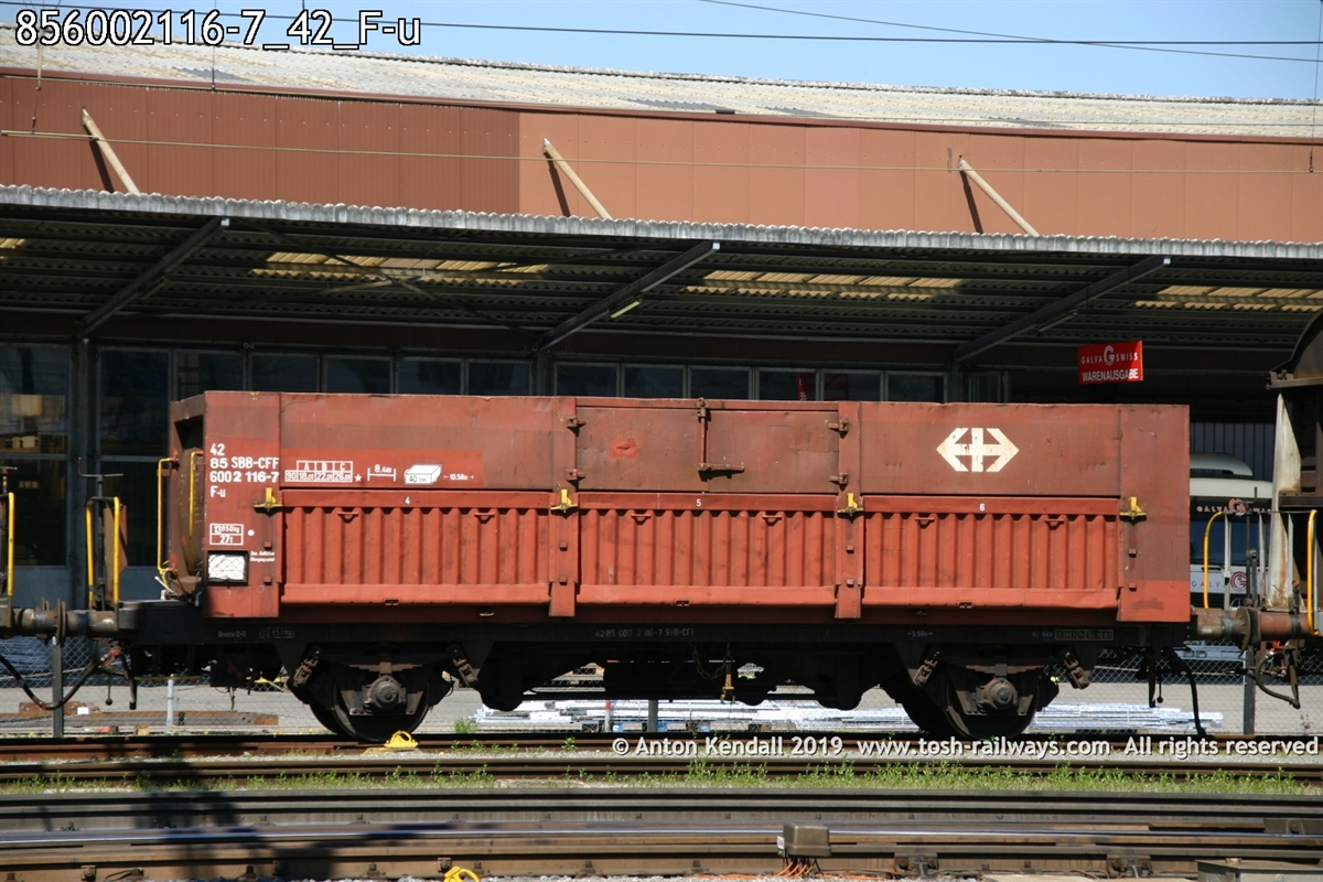 856002116-7_42_F-u.jpg